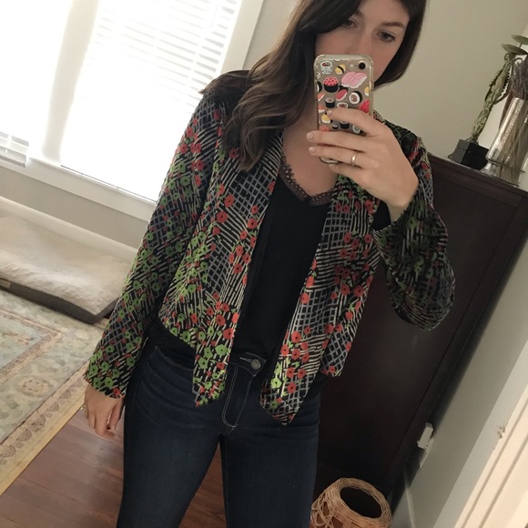 Floral Velvet Convertible Top - Picture 5 of 7